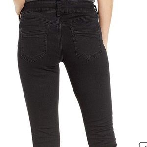 Suki Curvy Fit Mid-Rise Ankle Skinny Jeans